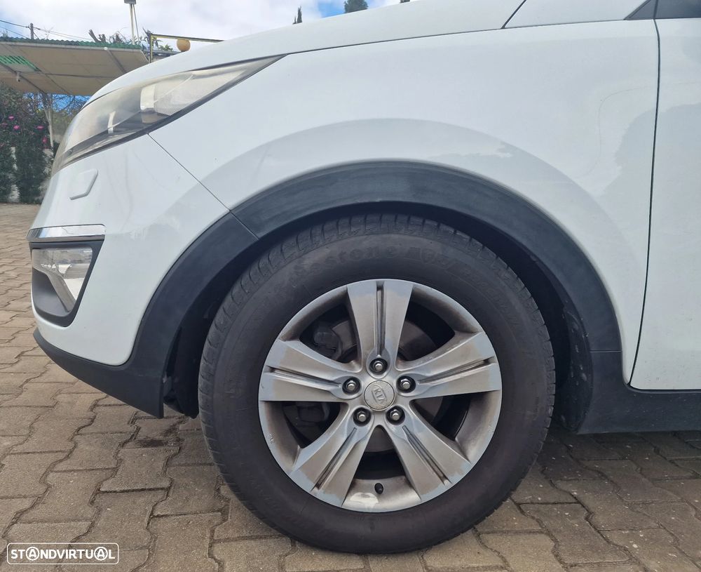 Kia Sportage 1.7 CRDI ISG Prime - 8