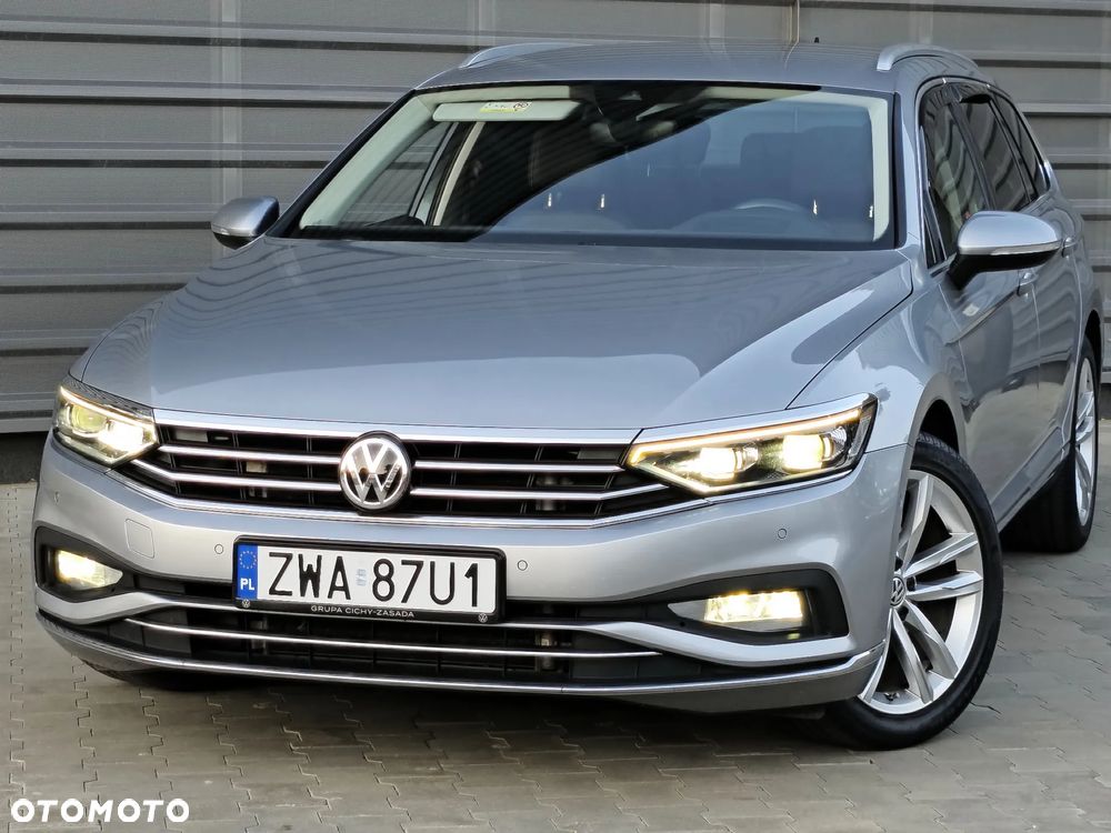 Volkswagen Passat 2.0 TDI Elegance DSG - 19