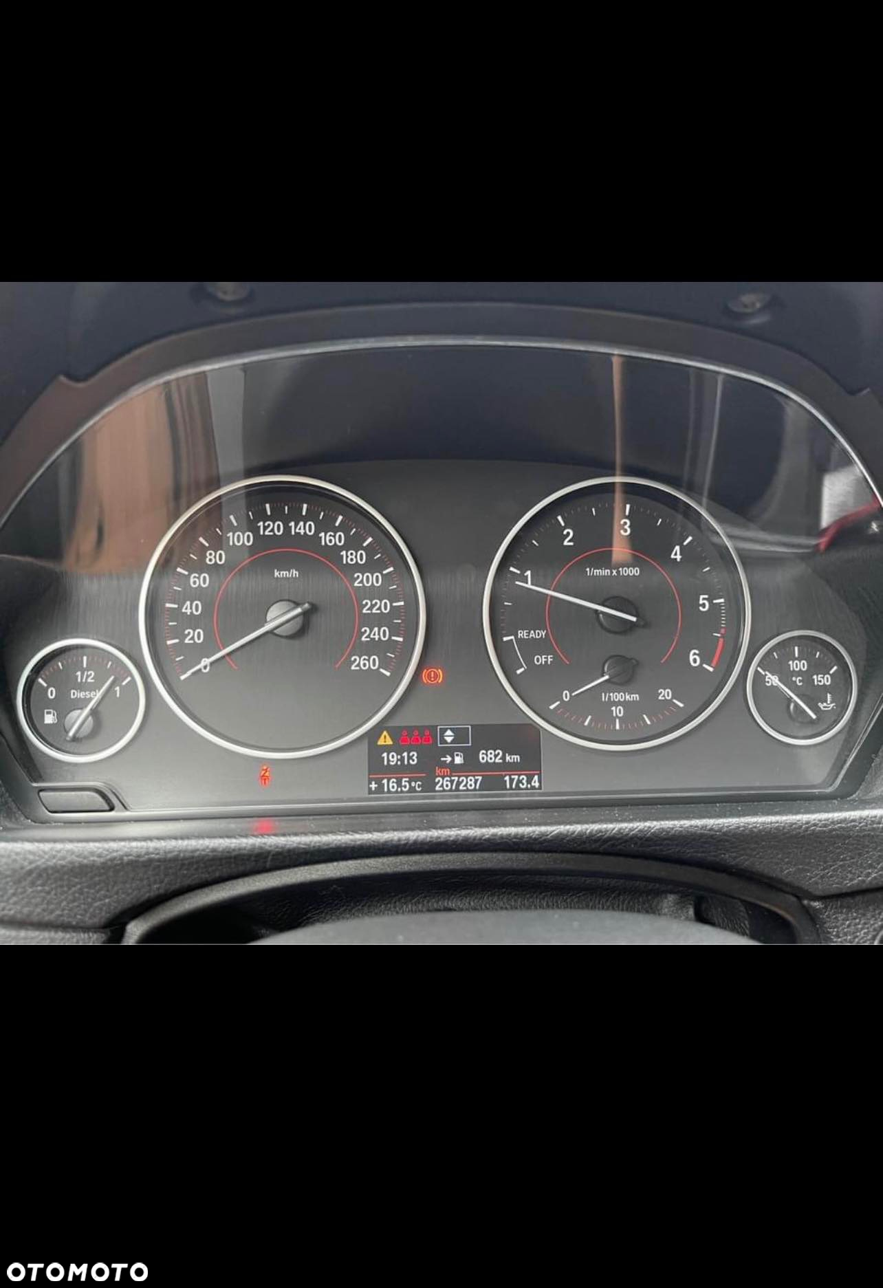 BMW Seria 3 318d Sport Line - 12
