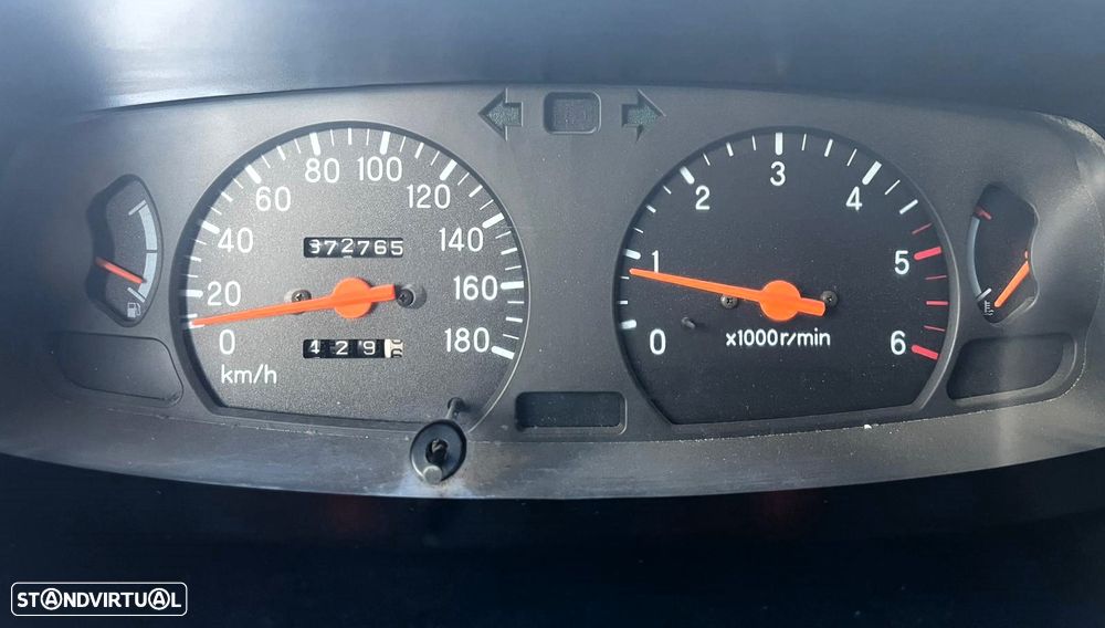 Mitsubishi L200 2.5 TD Cabine Dupla / Caixa Alumínio /  Com Iva - 17