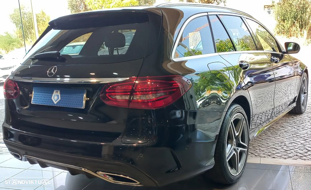 Mercedes-Benz C 300 de AMG Line — fotografia 4