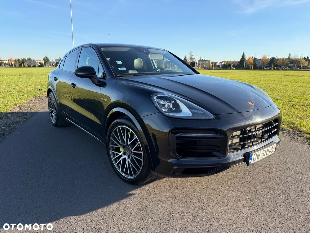 Porsche Cayenne Standard - 1