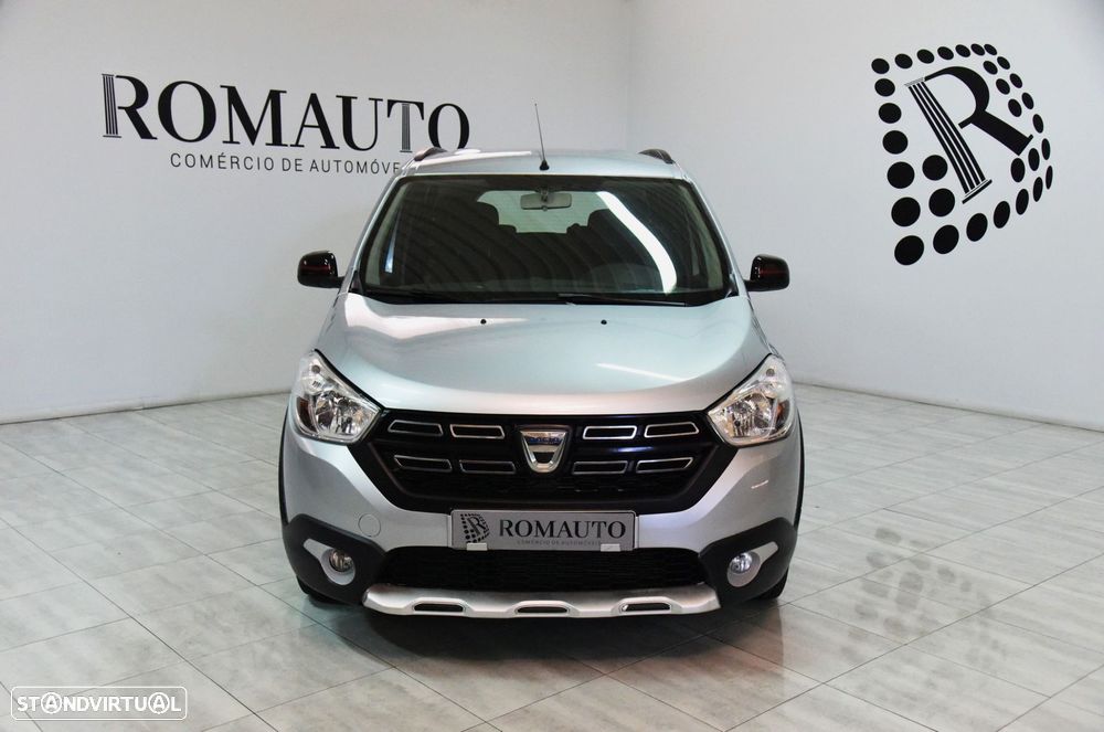 Dacia Lodgy 1.5 Blue dCi Stepway 7L - 3