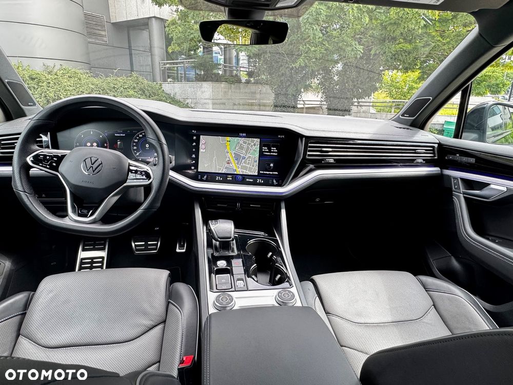 Volkswagen Touareg 3.0 V6 TDI SCR 4Mot R-Line - 23