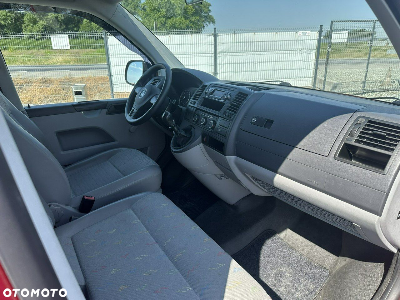 Volkswagen Transporter T5 TDI L1H1 - 21