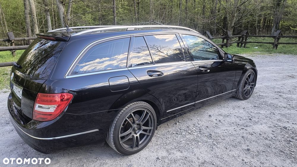 Mercedes-Benz Klasa C 200 CGI Automatik BlueEFFICIENCY Special Edition - 6
