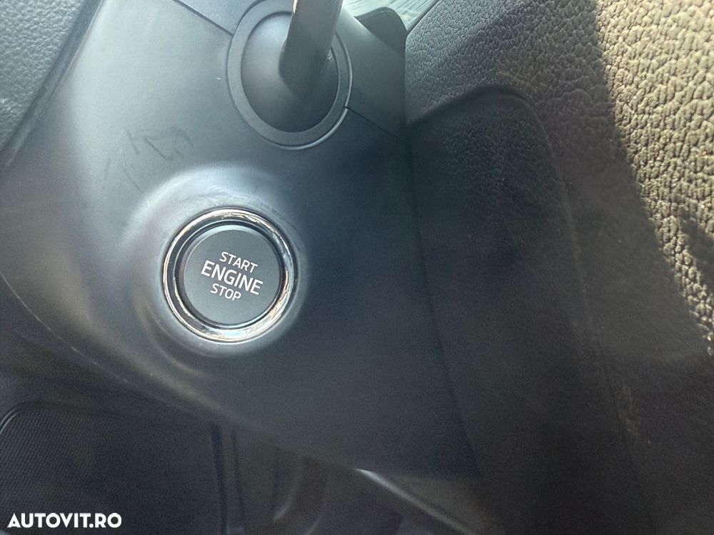 Skoda Superb 2.0 TDI DSG Active - 9
