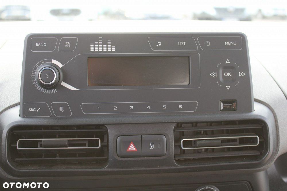 Peugeot Rifter - 21