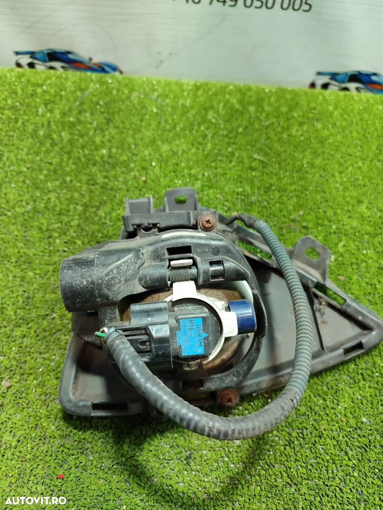 PROIECTOR CEATA FATA DREAPTA + PLASTIC TOYOTA AURIS HYBRID 2013 1.6 BENZINA COD OEM 90008490 / HATCHBACK 2012-2018 - 4