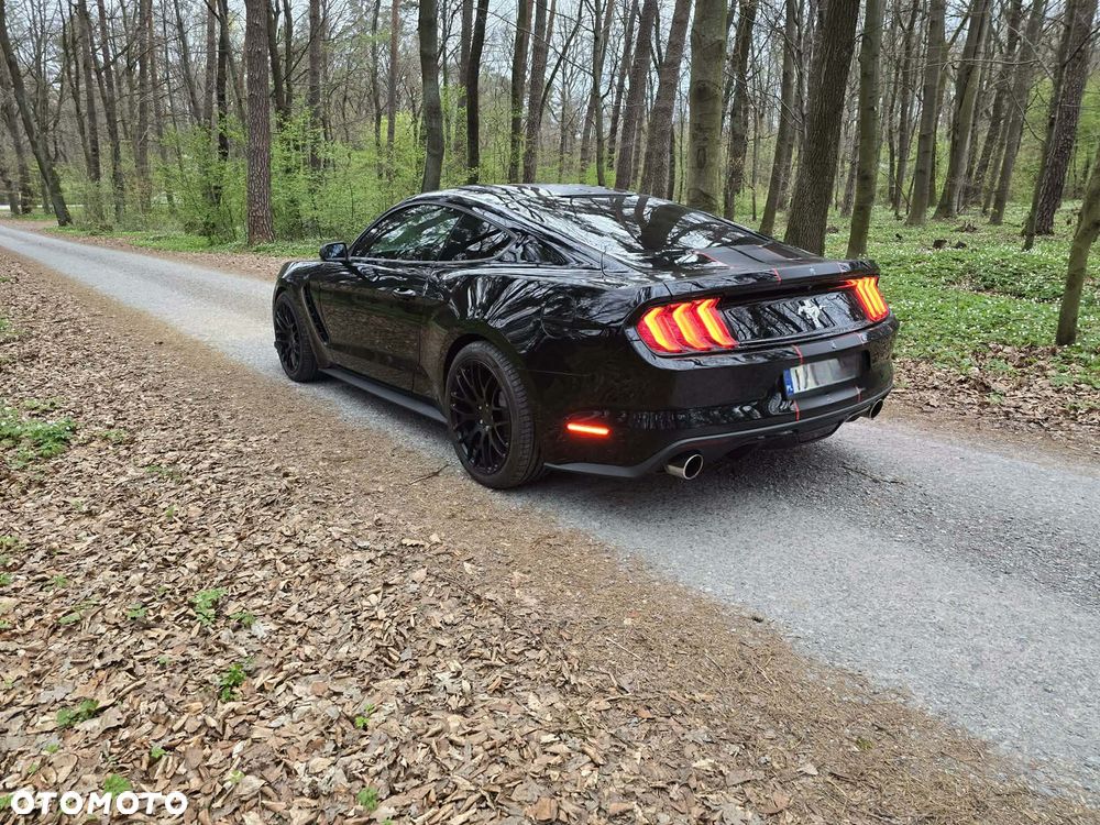 Ford Mustang - 5