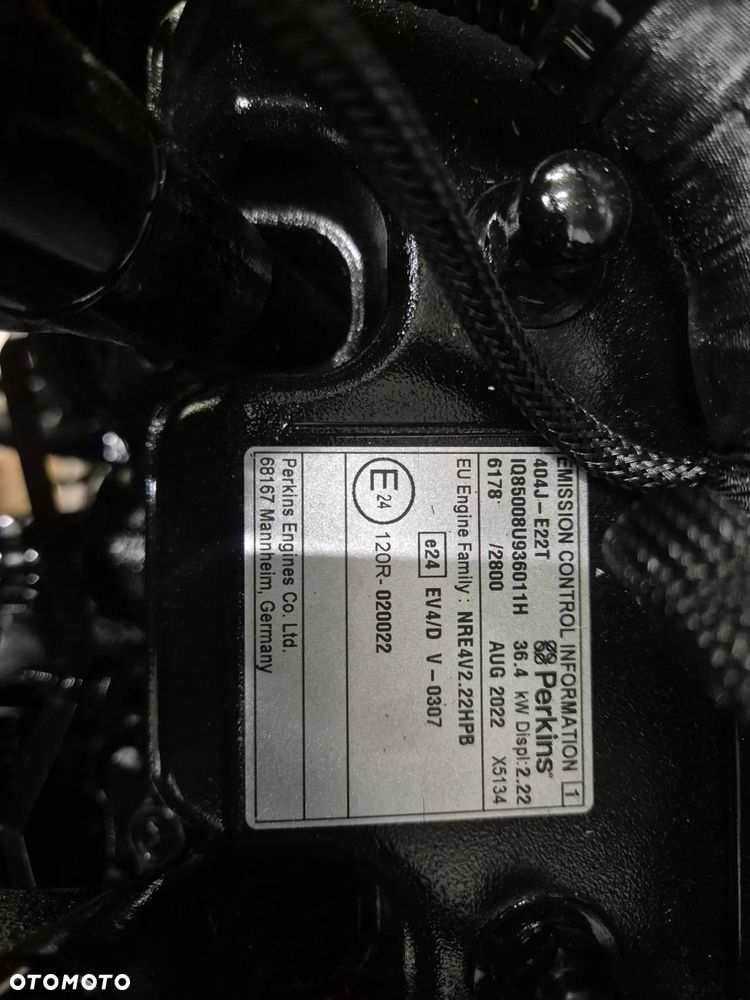 Silnik perkins 404J E22T - 7