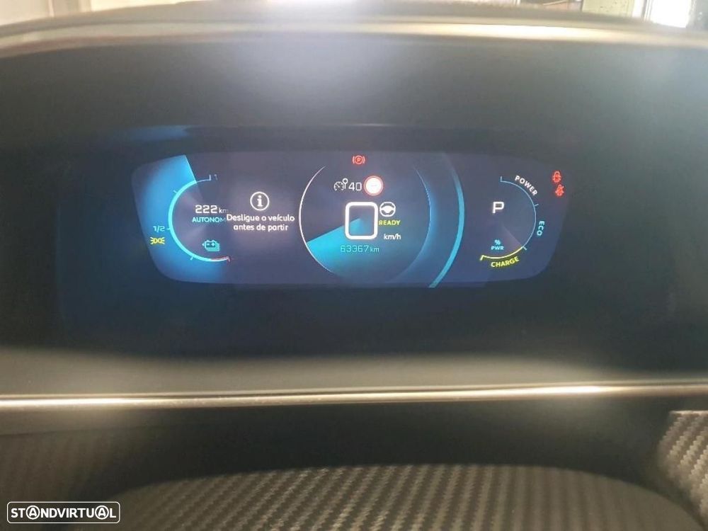 Peugeot e-2008 50 kWh GT Pack - 3