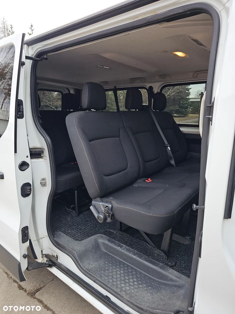 Renault Trafic Grand 1.6 dCi - 13