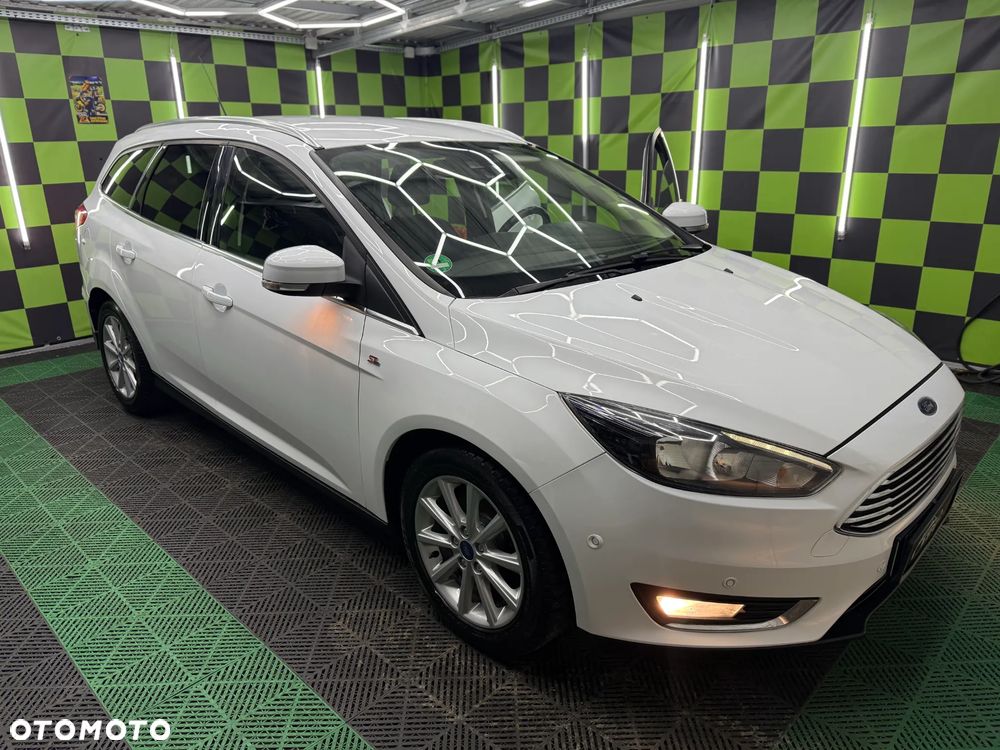Ford Focus - 4