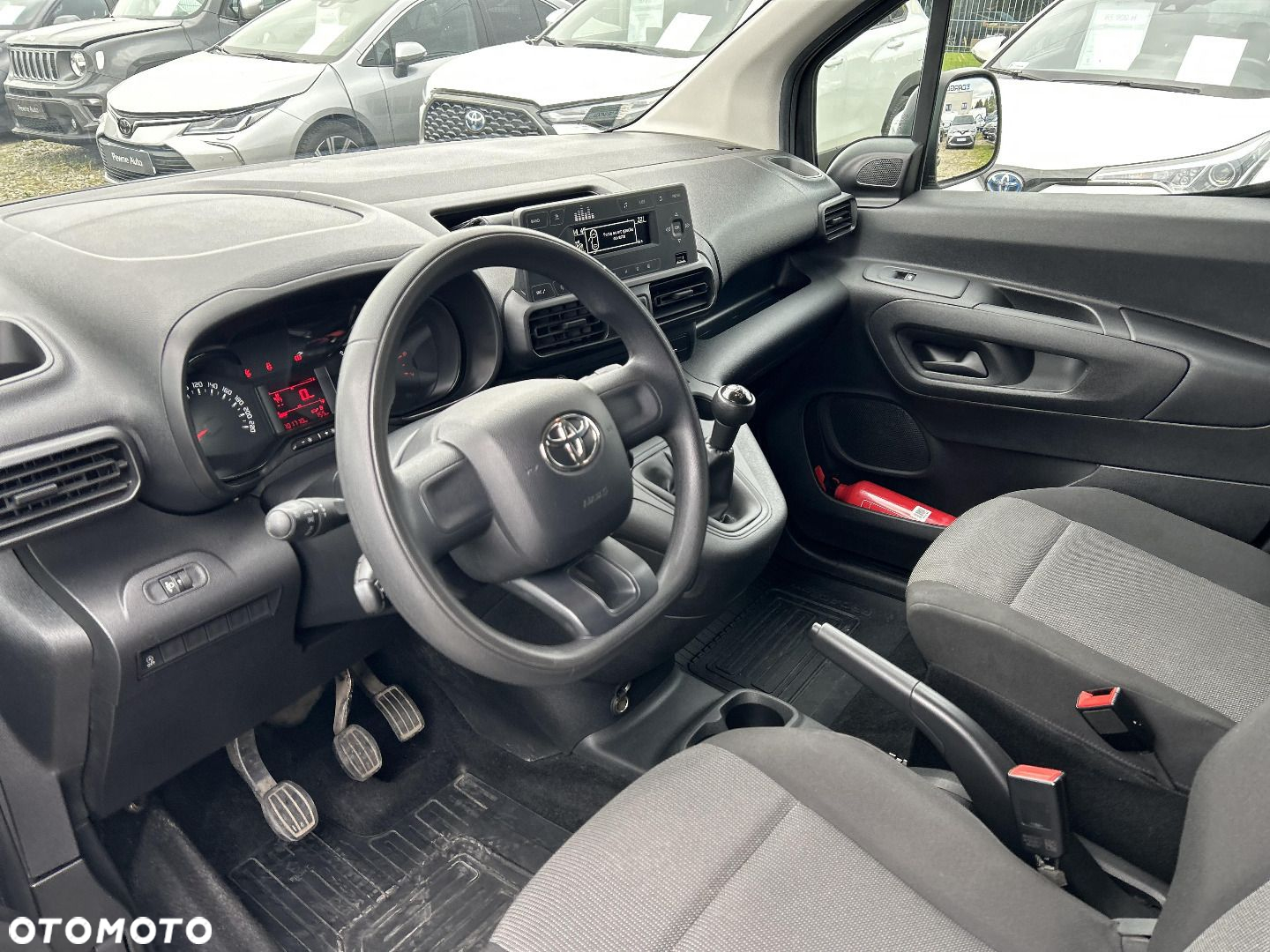 Toyota PROACE CITY - 10
