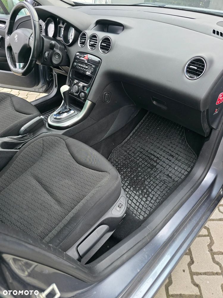 Peugeot 308 HDi FAP 165 Automatik Allure - 15