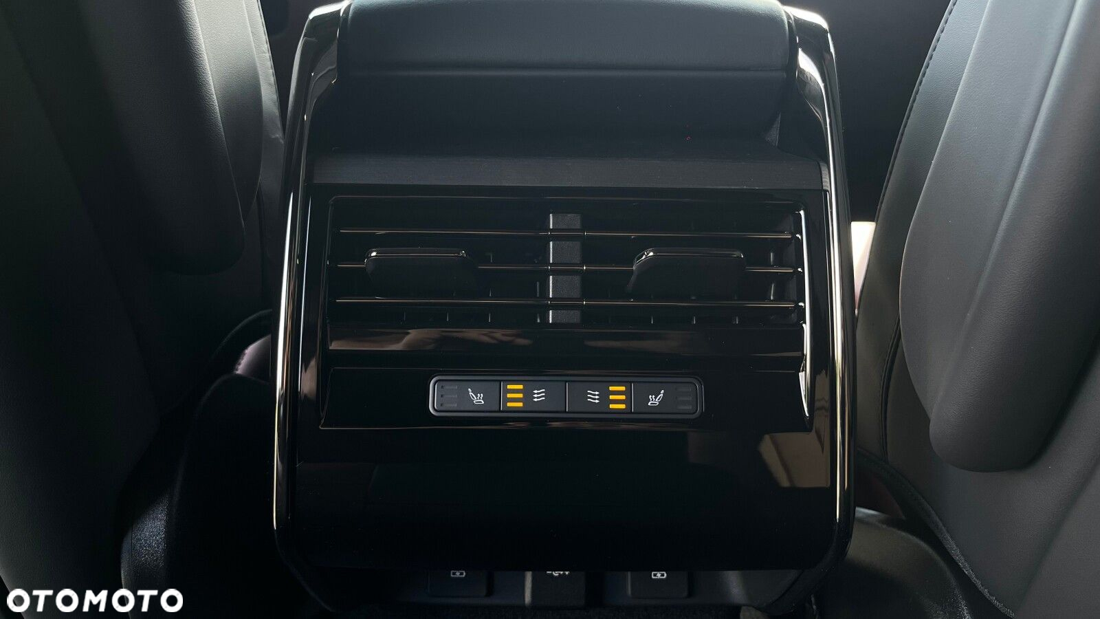 Land Rover Range Rover Sport - 11