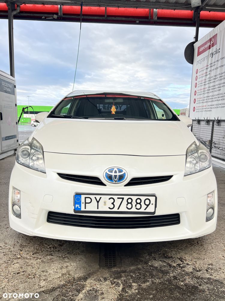 Toyota Prius - 1