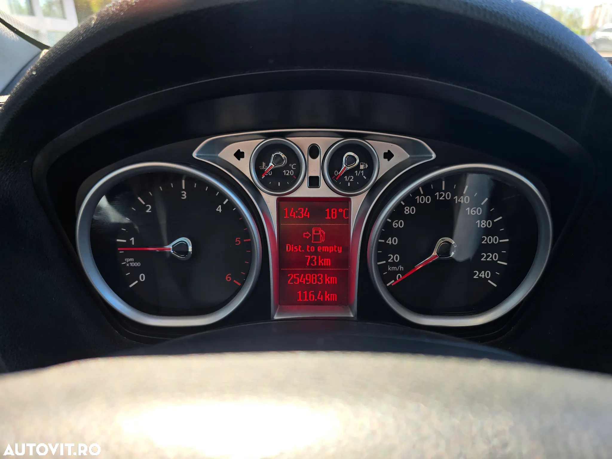 Ford Kuga - 23