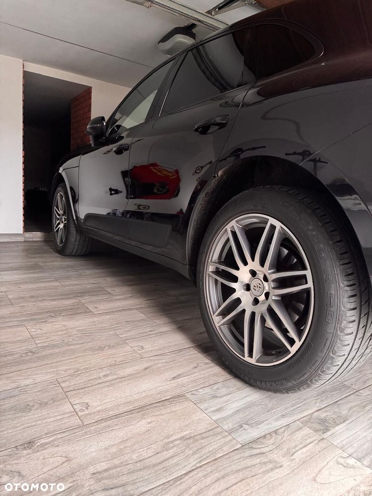 Porsche Macan Standard - 13