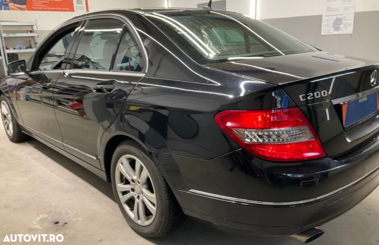 Mercedes-Benz C - 14