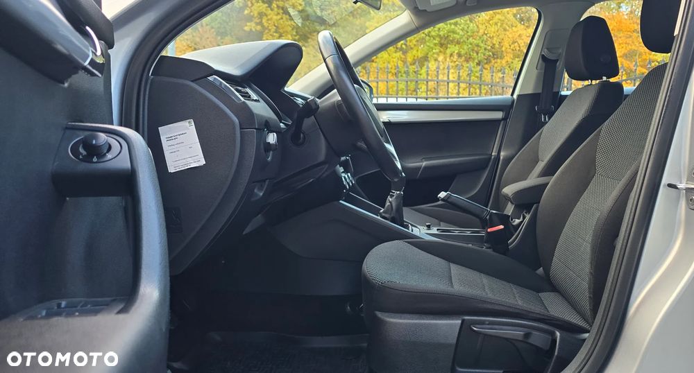 Skoda Octavia 1.2 TSI Ambition - 8