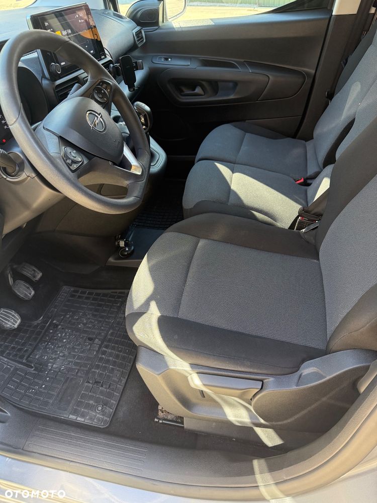 Opel COMBO - 14