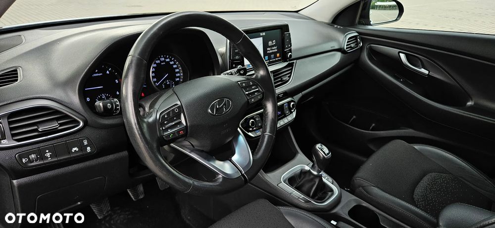 Hyundai i30 1.6 CRDI Premium - 6