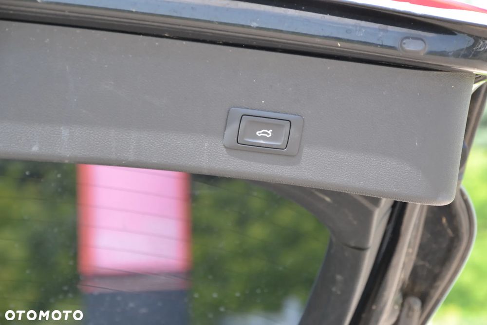 Audi A4 Avant 2.0 TDI DPF Attraction - 13