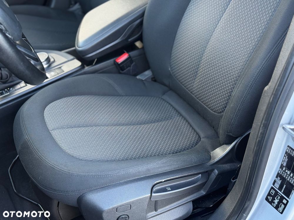 BMW X1 xDrive20d - 25