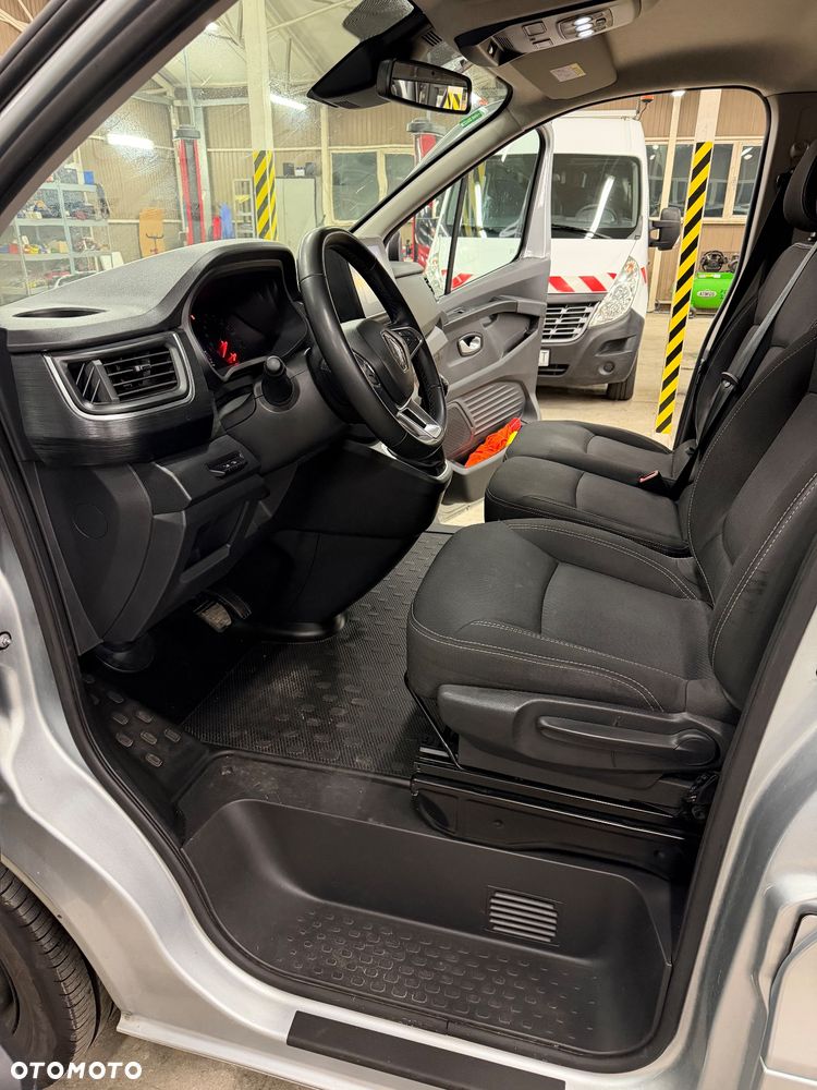 Renault Trafic - 30