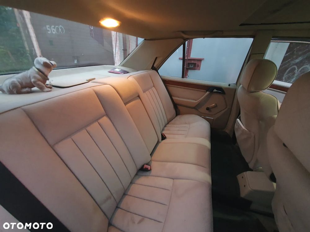 Mercedes-Benz Klasa E - 19