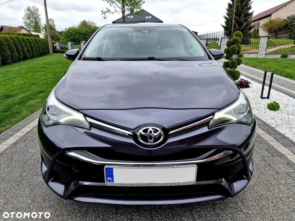 Toyota Avensis 2.0 D-4D Prestige - 13