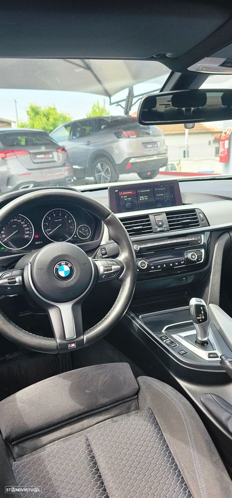 BMW 330 e iPerformance Pack M - 14