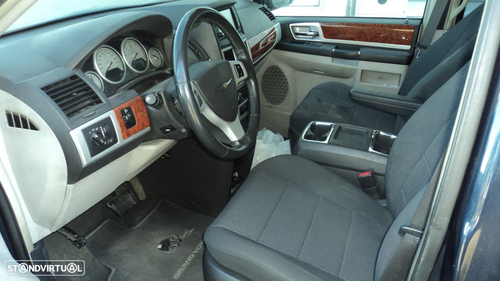 Chrysler Grand Voyager 2.8 CRD 2008 - Para Peças - 7
