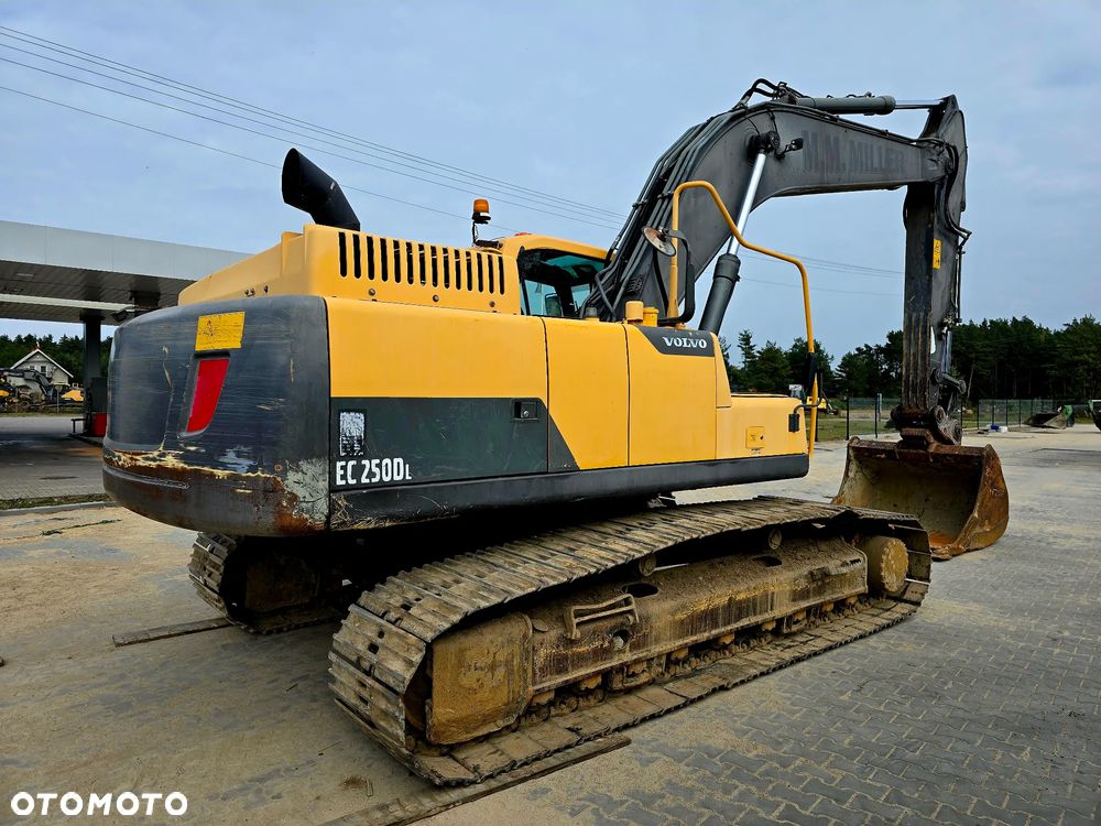 Volvo EC250DL - 2