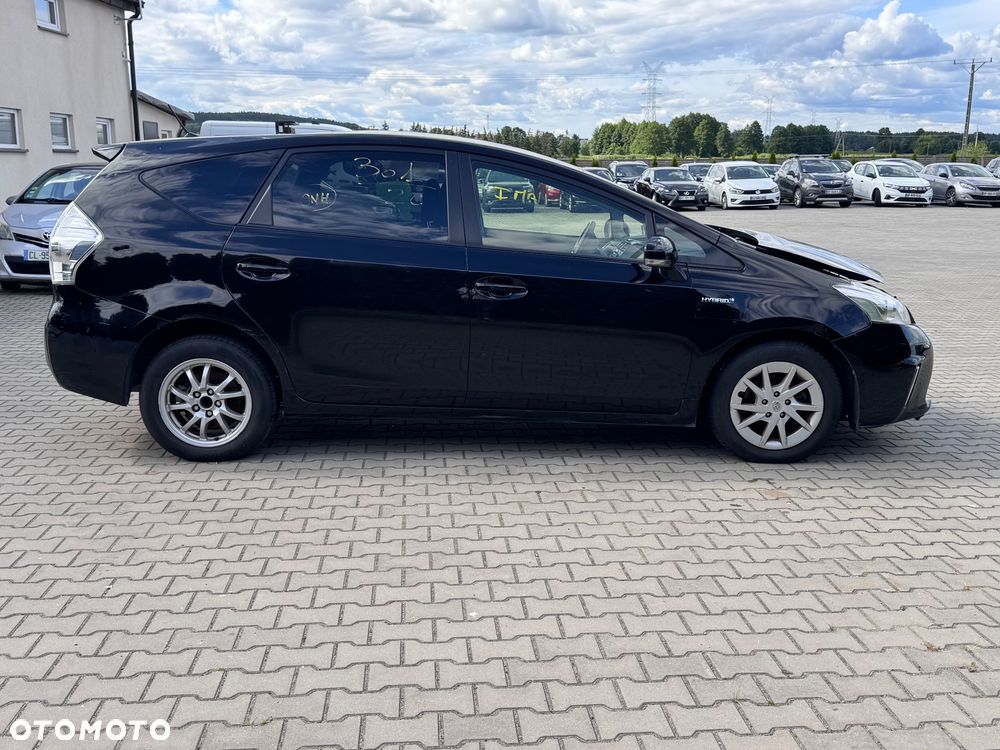 Toyota Prius+ (Hybrid) - 10