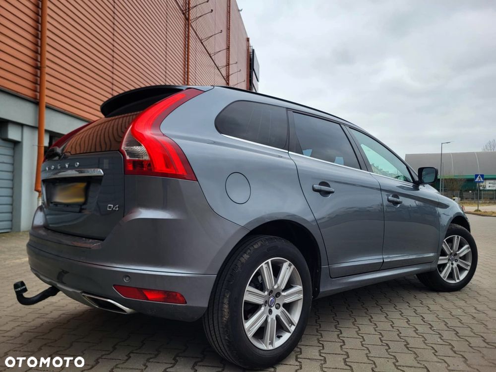 Volvo XC 60 D4 Geartronic Momentum - 5