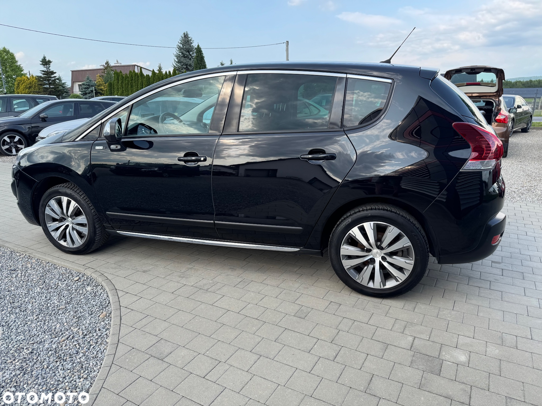 Peugeot 3008 1.6 BlueHDi Style S&S - 14