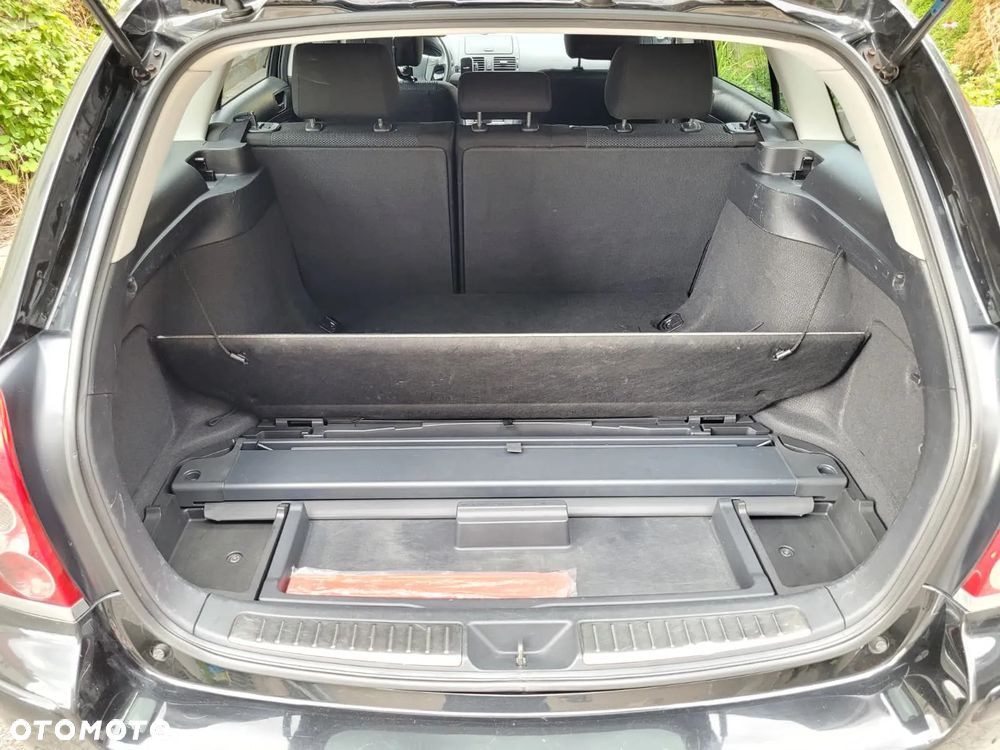 Toyota Avensis 2.0 D-4D Sol - 15