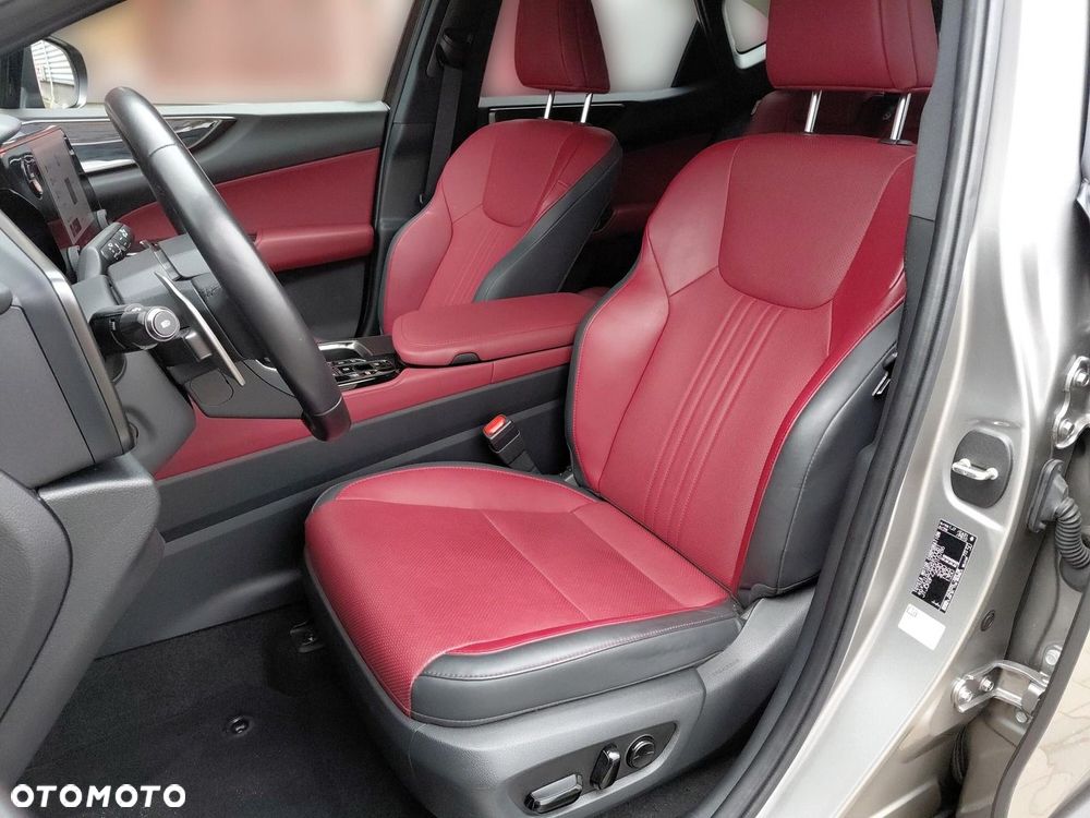 Lexus NX - 11