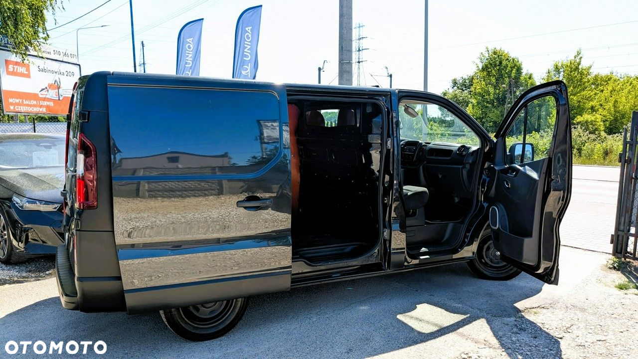 Opel Vivaro - 10