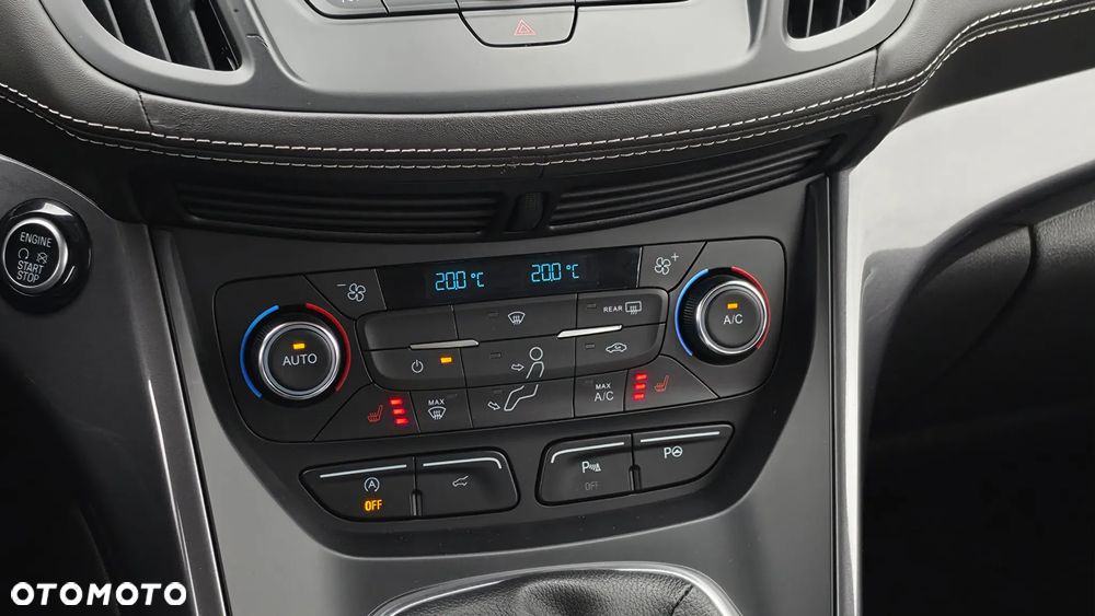 Ford Kuga - 38