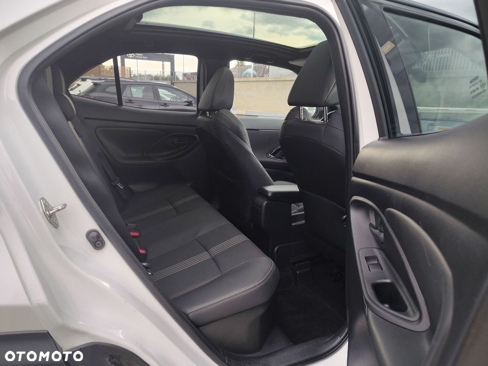 Toyota Yaris Cross Hybrid 1.5 Adventure 4x4 - 11