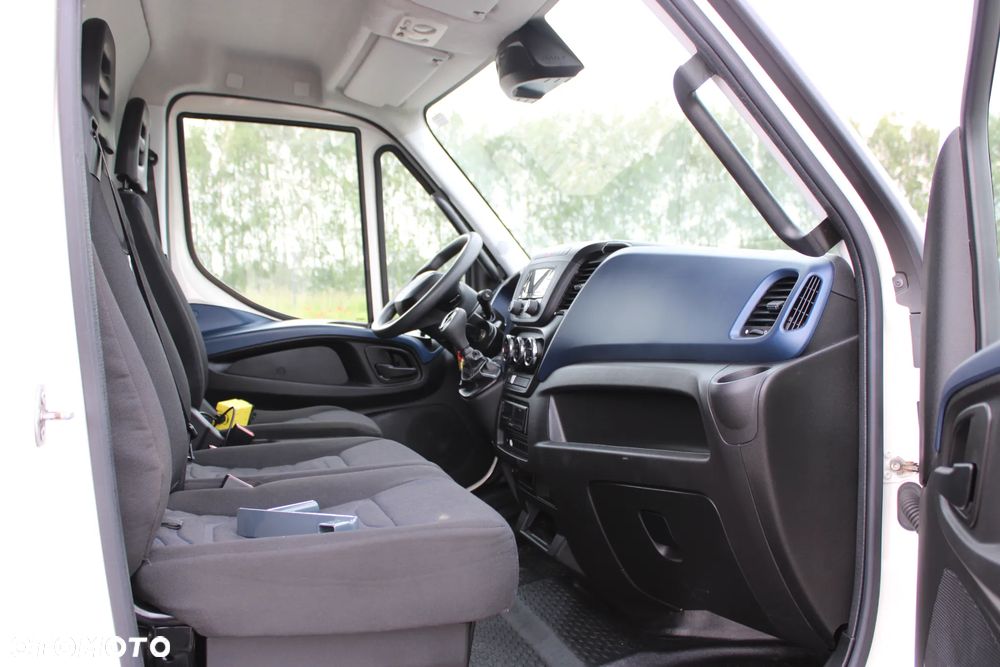 Iveco Daily 72-180 72C18 Nowy 3-stronny Wywrot Kiper Wywrotka FULL LED Hi-Matic 70C 65C 50C 35C - 19