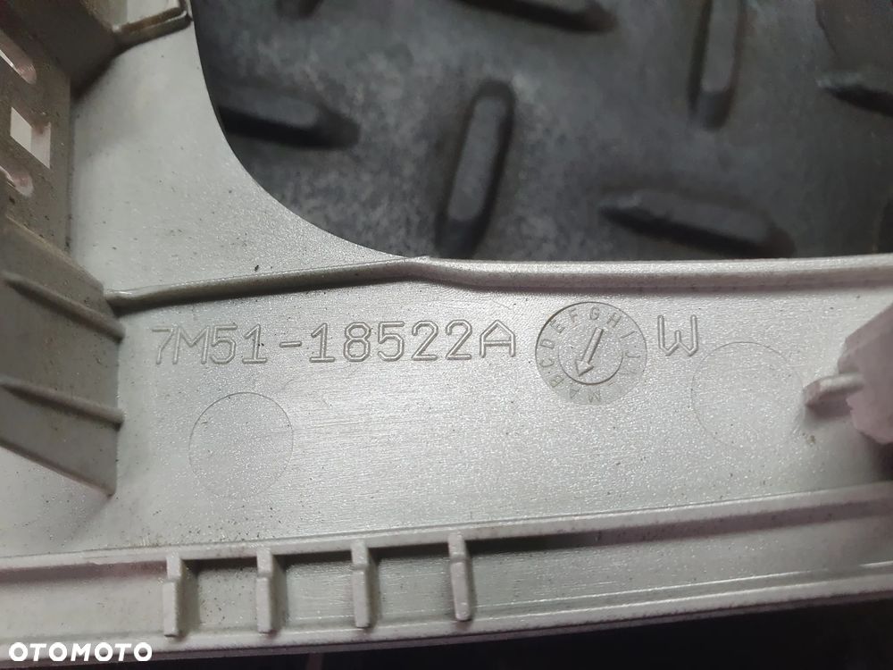 FORD FOCUS MK2 LIFT RAMKA PANELU NAWIEWU RADIA 7M51-18522-A - 3