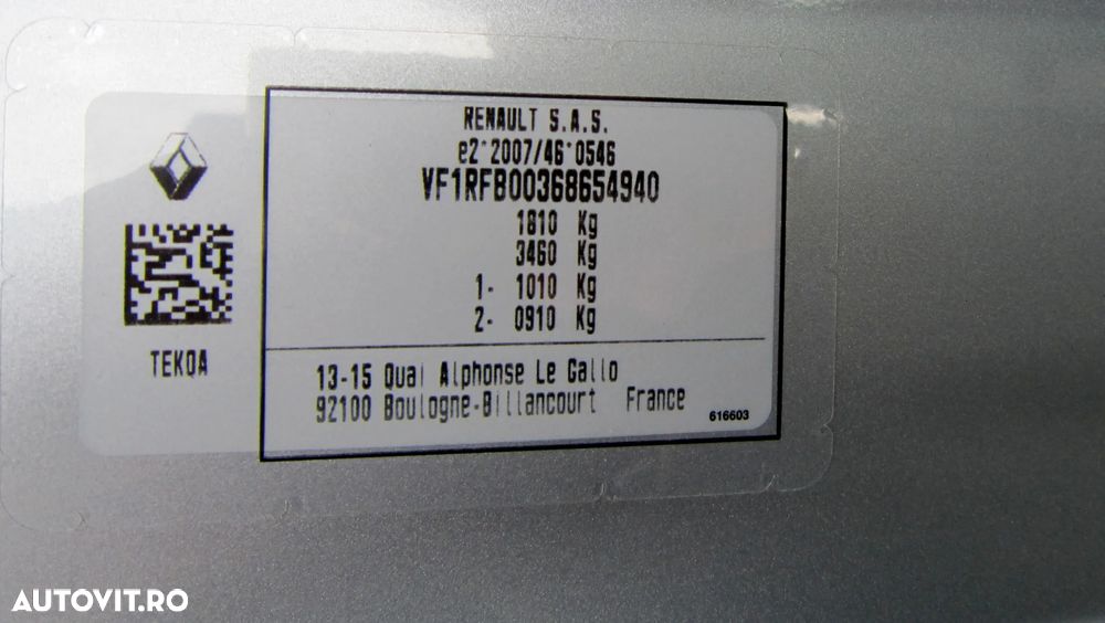 Renault Megane TCE 140 EDC Techno - 23