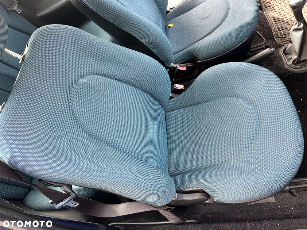 Ford KA Royal - 7