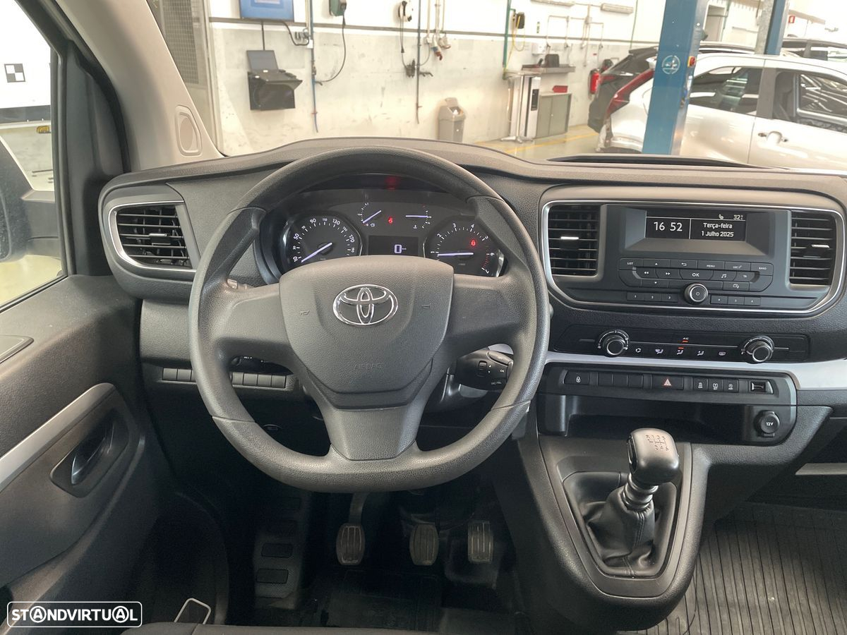 Toyota Proace Verso 1.5 D-4D L2 1.2T Comfort 9L - 9