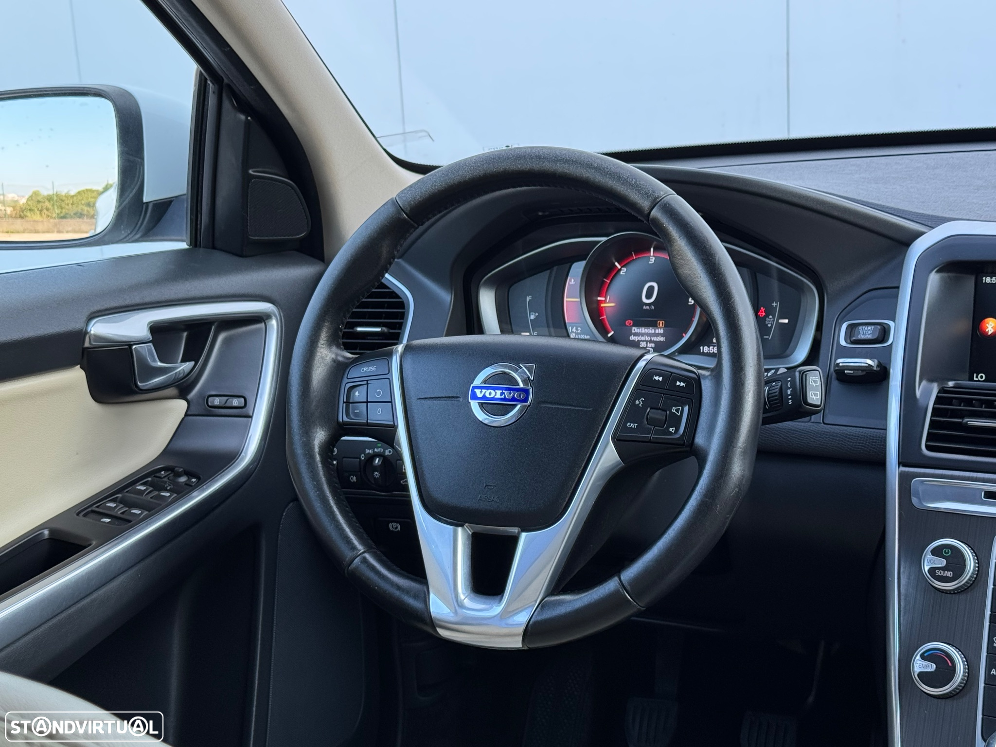 Volvo XC 60 - 11